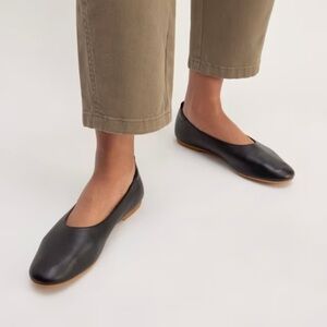 EVERLANE Glove Black Leather Flats